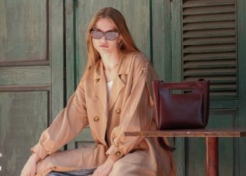 أشياء يجب مراعاتها عند اختيار معطف واقٍ من المطر